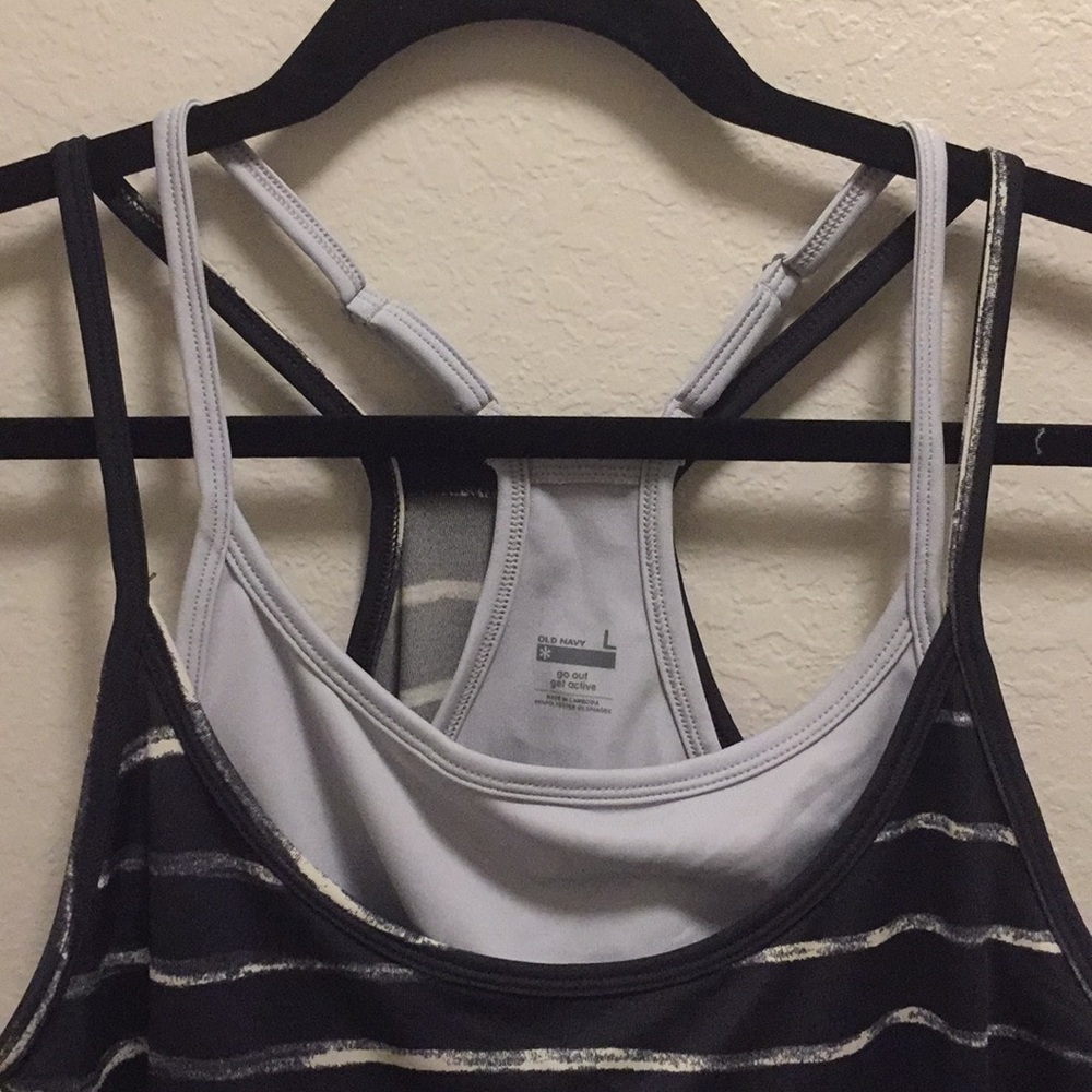 Old Navy Black & Grey Striped Workout Tank With Built-In Bra - Picture 2 of 7